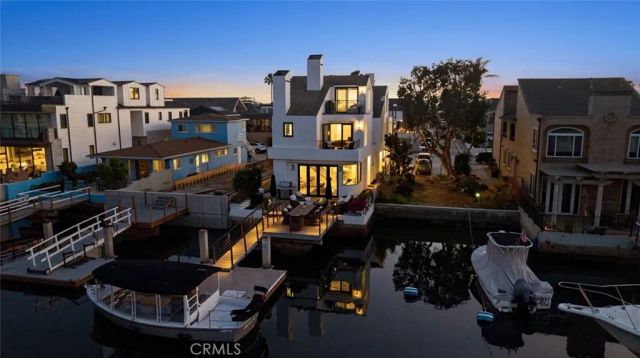3912 River Ave, Newport Beach, CA 92663