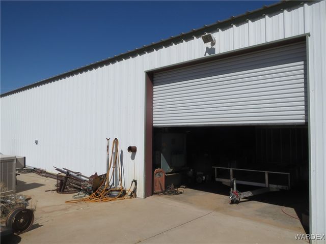 14501 Canyon Drive, Dolan Springs, AZ 86441