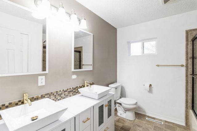 1813 Wiese Garden Road, Marshalltown, IA 50158