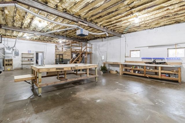 1813 Wiese Garden Road, Marshalltown, IA 50158