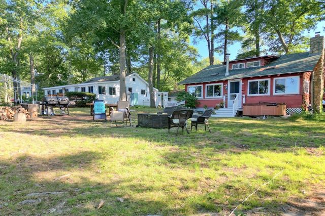 9 Overbrook, Pembroke, MA 02359