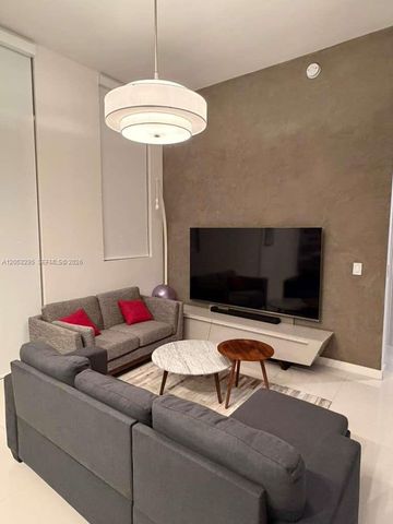 7875 NW 107th Avenue 812, Doral, FL 33178