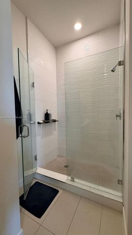 7875 NW 107th Avenue 812, Doral, FL 33178