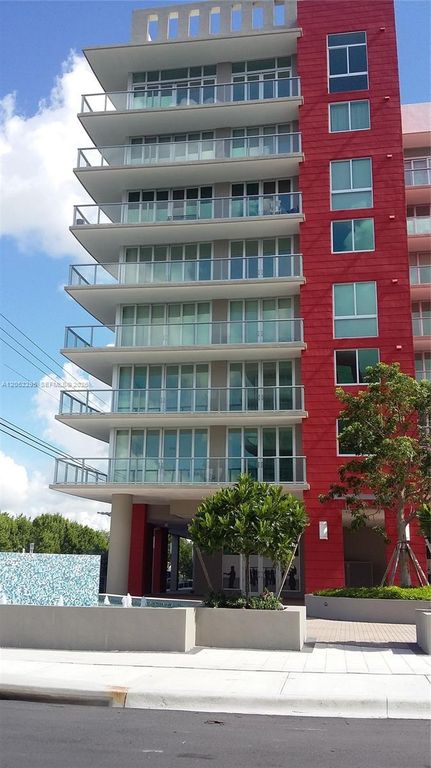 7875 NW 107th Avenue 812, Doral, FL 33178