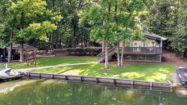 688 Miller Road, Hamilton, GA 31811