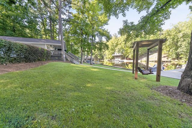 688 Miller Road, Hamilton, GA 31811