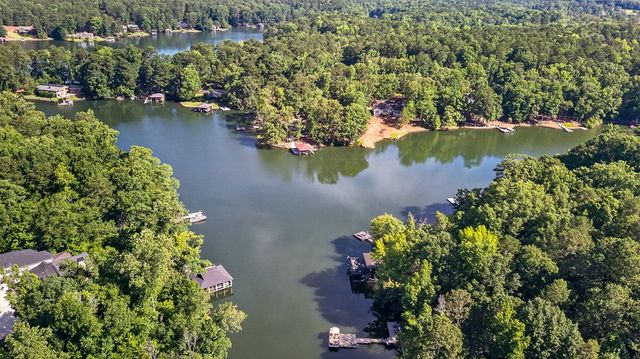 688 Miller Road, Hamilton, GA 31811