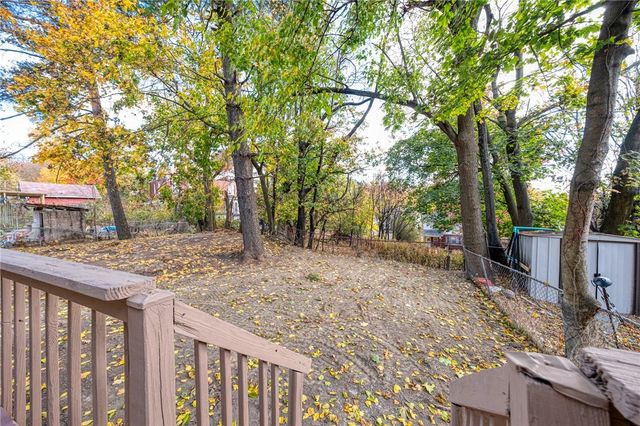 101 W Mcintyre, Perry Hilltop, PA 15214