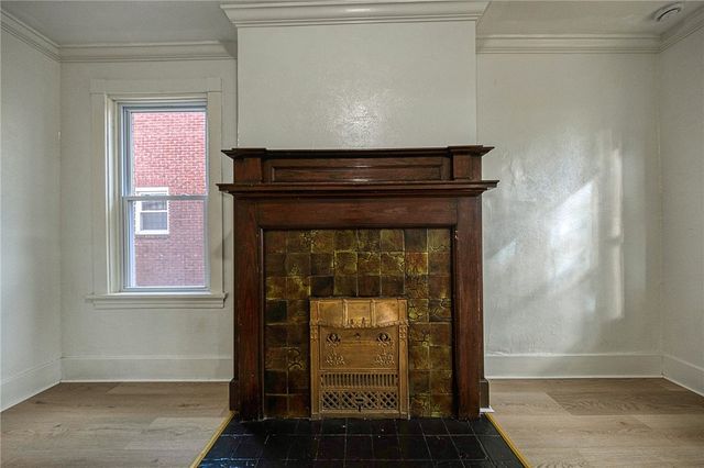 101 W Mcintyre, Perry Hilltop, PA 15214