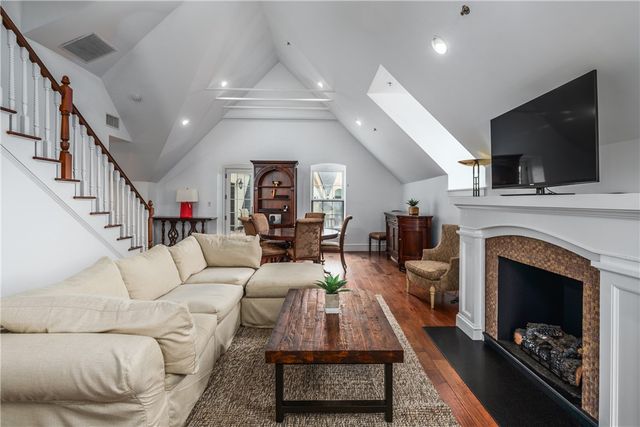 1000 Chapel View Boulevard 312, Cranston, RI 02920