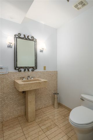 1000 Chapel View Boulevard 312, Cranston, RI 02920