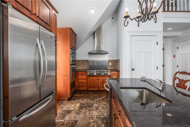 1000 Chapel View Boulevard 312, Cranston, RI 02920