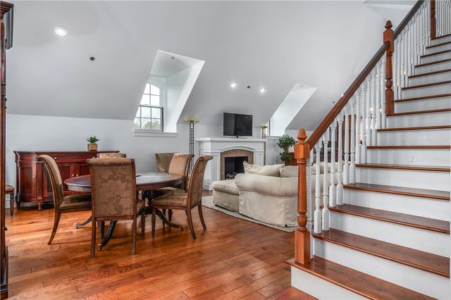 1000 Chapel View Boulevard 312, Cranston, RI 02920