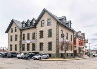 1000 Chapel View Boulevard 312, Cranston, RI 02920