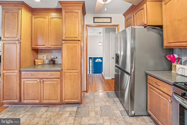 29 NICHOLAS DR, Pennsville, NJ 08070