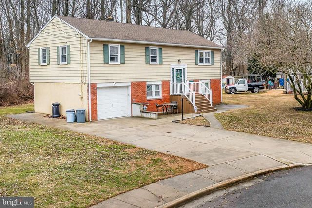 29 NICHOLAS DR, Pennsville, NJ 08070