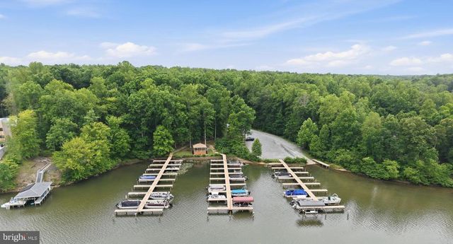 184 DICKINSON DR, Mineral, VA 23117