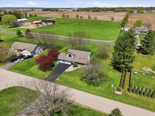 6715 Forest Park Drive, Deforest, WI 53532