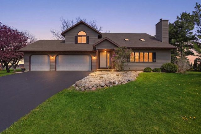 6715 Forest Park Drive, Deforest, WI 53532