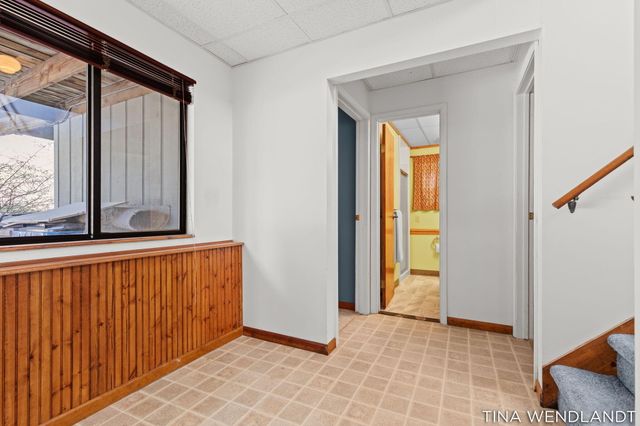 10713 Lost Valley Road, White River Twp, MI 49437
