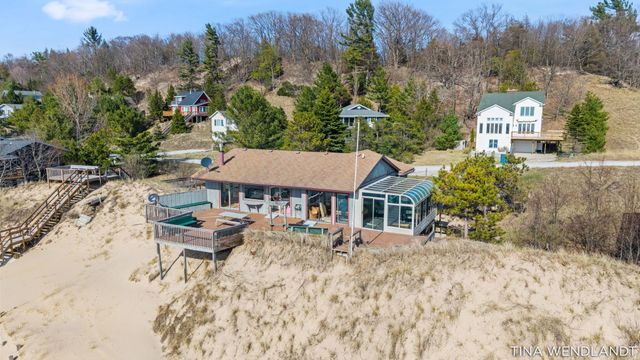 10713 Lost Valley Road, White River Twp, MI 49437