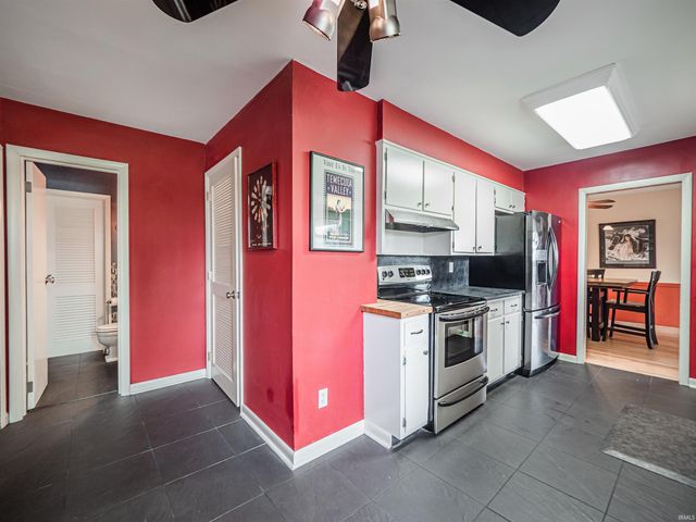 2267 Cherry Lane, Evansville, IN 47725