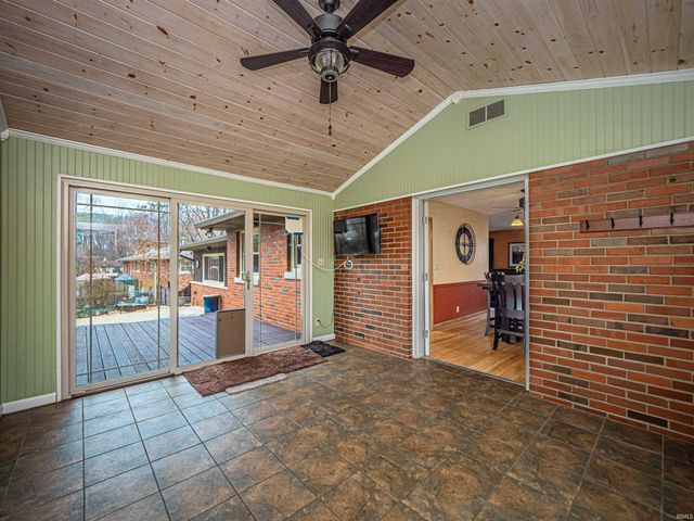 2267 Cherry Lane, Evansville, IN 47725