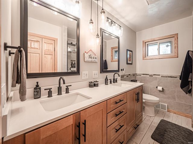 2267 Cherry Lane, Evansville, IN 47725