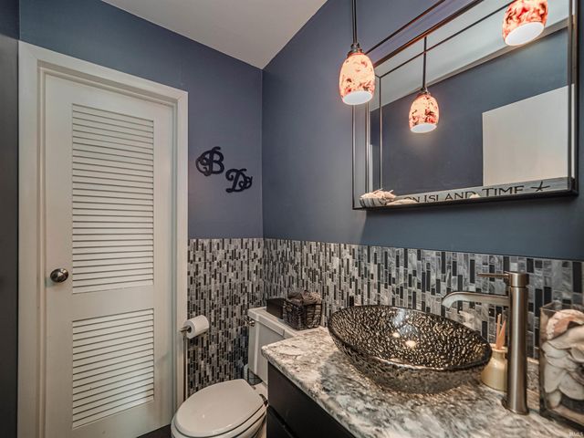 2267 Cherry Lane, Evansville, IN 47725