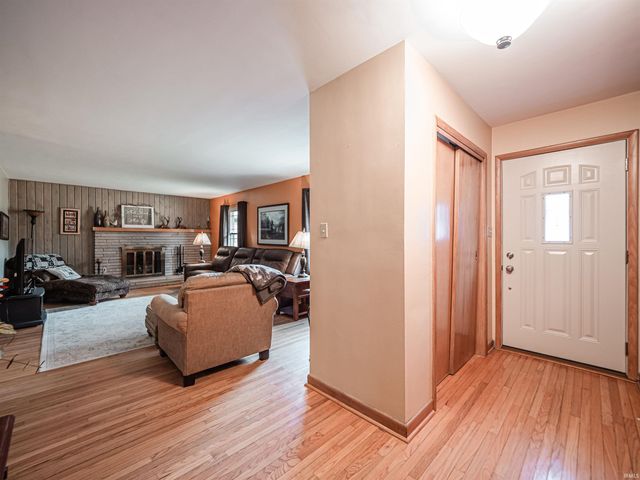 2267 Cherry Lane, Evansville, IN 47725