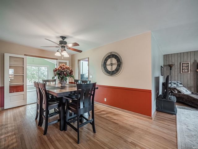 2267 Cherry Lane, Evansville, IN 47725