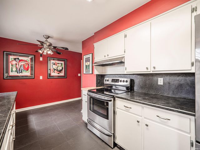 2267 Cherry Lane, Evansville, IN 47725