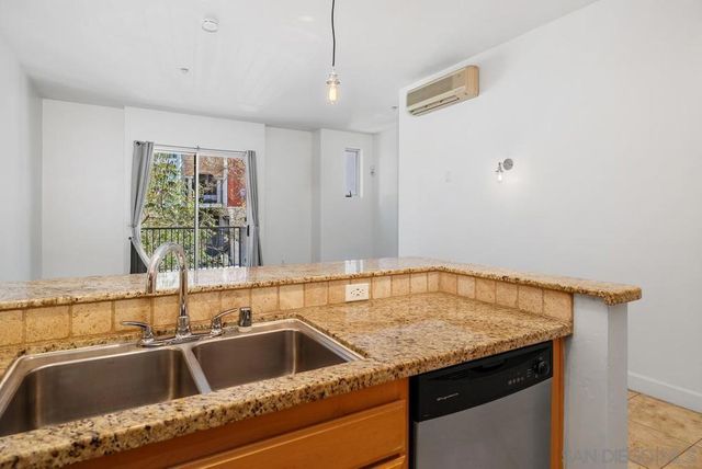 1918 Columbia 1, San Diego, CA 92101