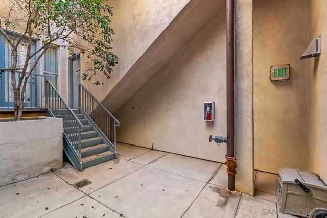 1918 Columbia 1, San Diego, CA 92101