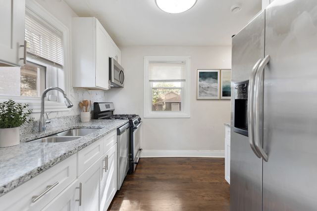 12511 S State Street, Chicago, IL 60628