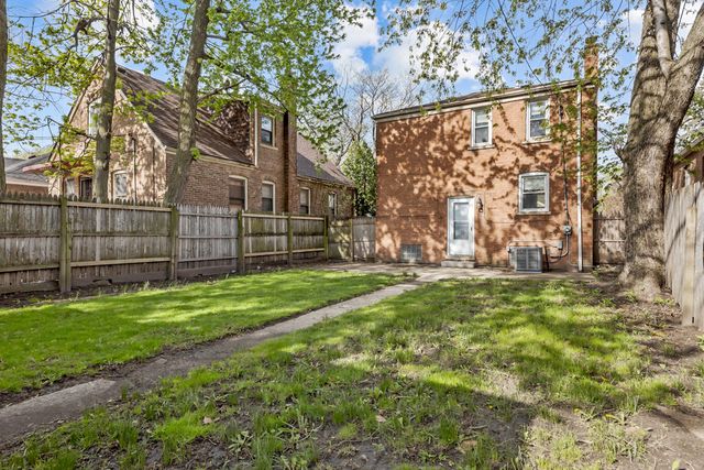 12511 S State Street, Chicago, IL 60628