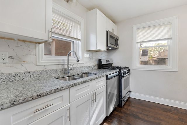 12511 S State Street, Chicago, IL 60628