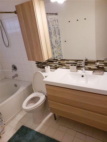 17125 N Bay Rd 3403, Sunny Isles Beach, FL 33160