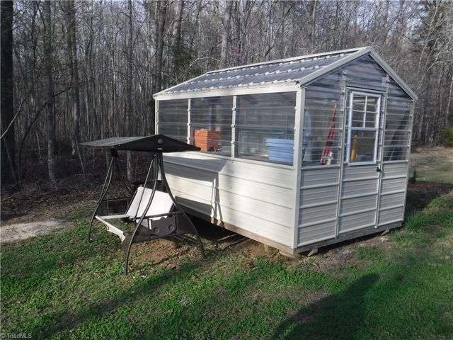 127 Keegan Lane, Denton, NC 27239