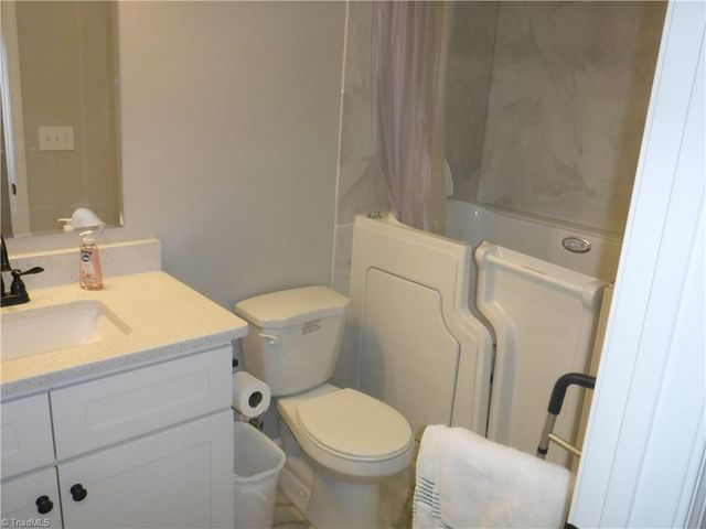 127 Keegan Lane, Denton, NC 27239