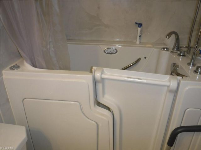 127 Keegan Lane, Denton, NC 27239