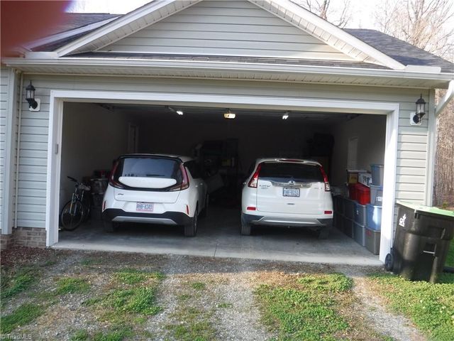 127 Keegan Lane, Denton, NC 27239