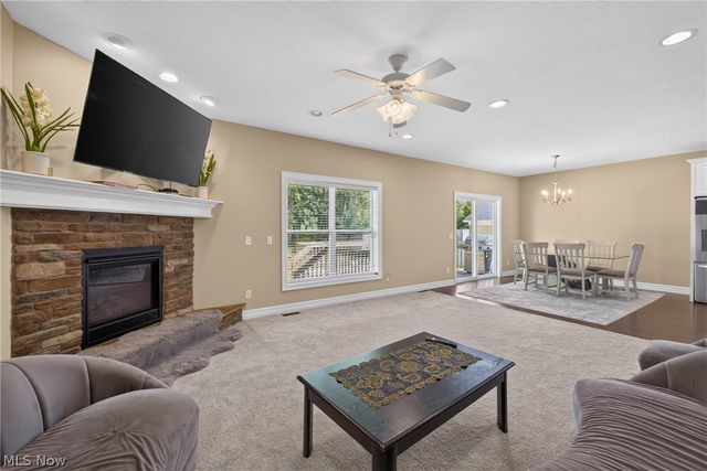483 S Marigold Lane, Kent, OH 44240