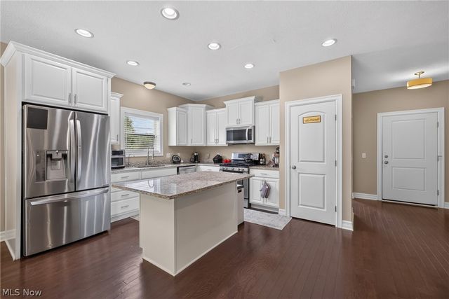 483 S Marigold Lane, Kent, OH 44240