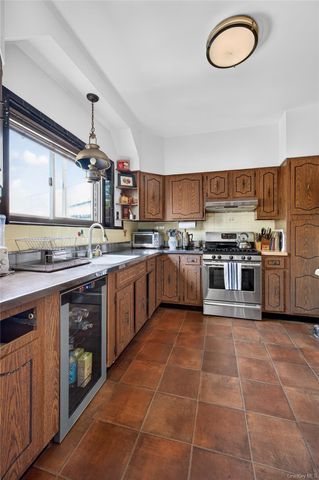 47-30 188th Street, Flushing, NY 11358