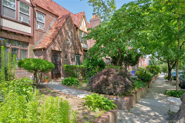 47-30 188th Street, Flushing, NY 11358