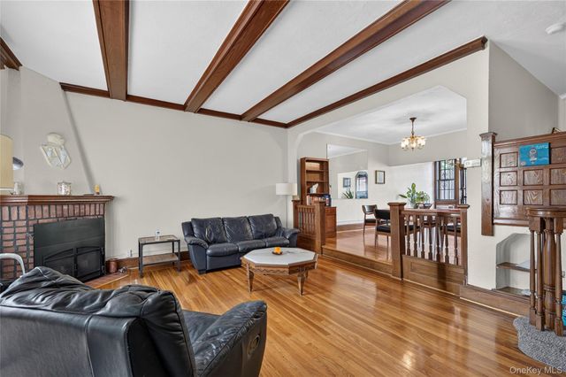 47-30 188th Street, Flushing, NY 11358