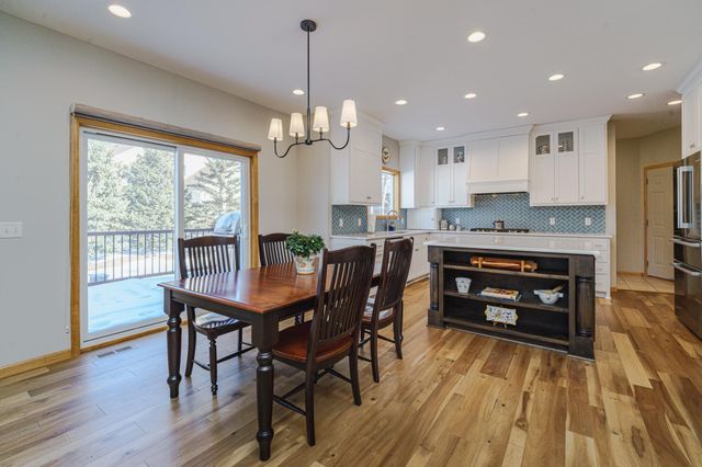 9460 138th Street W, Savage, MN 55378