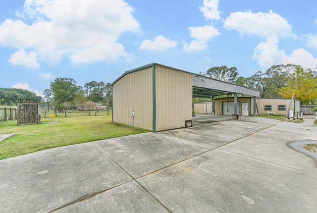 2505 County Road 639, Dayton, TX 77535