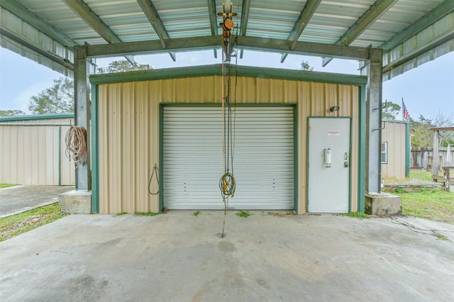 2505 County Road 639, Dayton, TX 77535